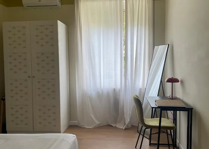 Flowers - Ponte Milvio 4*